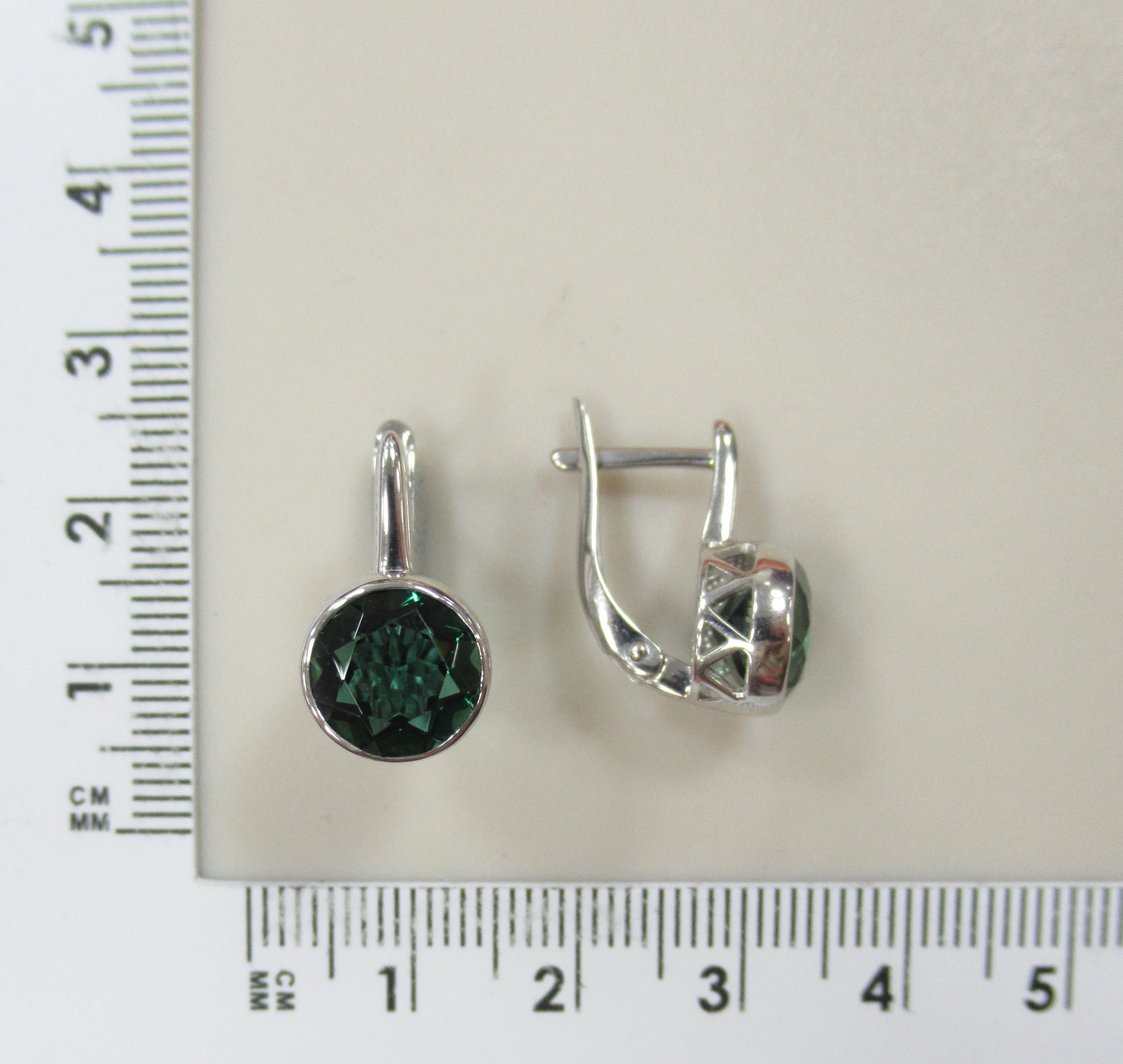 Серебряные серьги с празиолитами